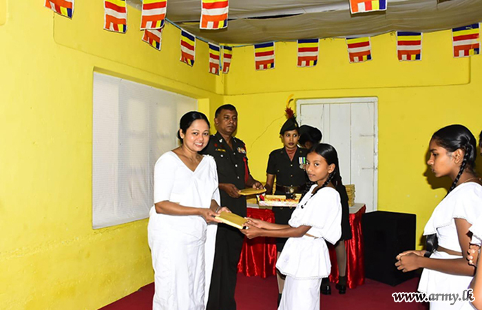 SLLI - SVB Conducts Book Donation Programme