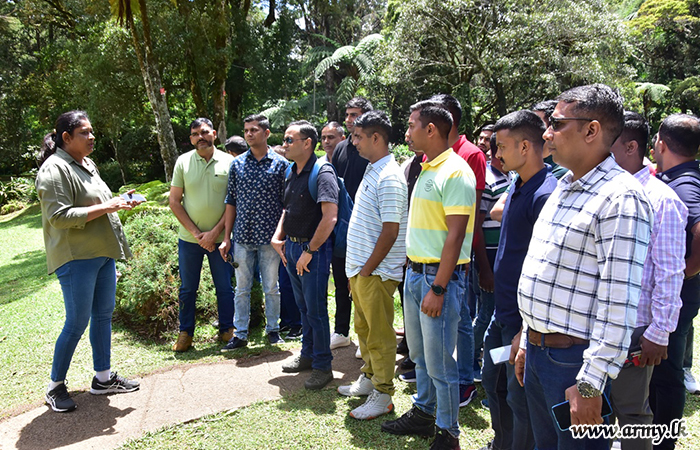 ඉන්දීය හමුදා සාමාජිකයන් ශ්‍රි ලංකාවේ සංස්කෘතික චාරිකාවක නිරත වෙයි