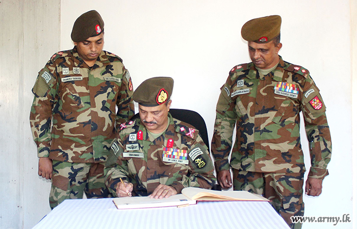 ශ්‍රී ලංකා යුද්ධ හමුදා ස්වෙච්ඡා බලසේනාවේ නියෝජ්‍ය සේනාවිධායකතුමන් 9 (ස්වෙච්ඡා) බලඇණිය ශ්‍රී ලංකා පාබල හමුදාවේ නිල සංචාරයක