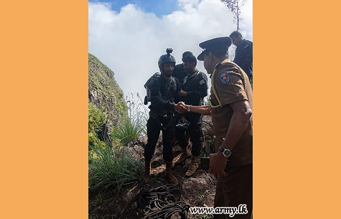 කමාන්ඩෝ භටපිරිස් පුංචි ලෝකාන්තයෙන් හමුවූ තරුණයාගේ මළ සිරුර පොලිසියට භාර දෙයි