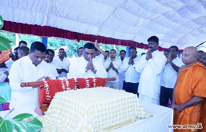Security Forces (Jaffna) Hold ‘Katina’ Pinkama at Kankesanthurai Tissa Vihara