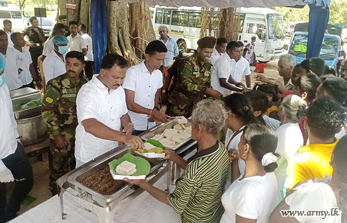 211 Infantry Brigade Hosts ‘Kiri Bath Dansala’ on Vap Full Moon Poya Day