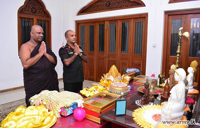 GOC, 11 Infantry Division Attends New Shrine and Buddha Statue Opening