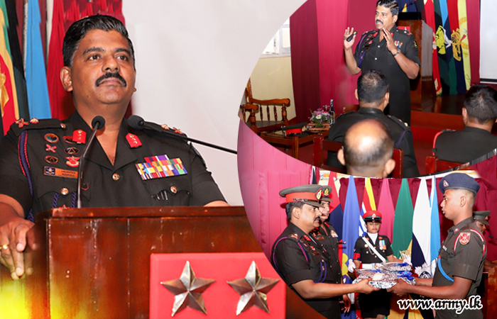 ශ්‍රී ලංකා යුද්ධ හමුදා ස්වේච්ඡා බලසේනාවේ සේනාවිධායක ස්වේච්ඡා බලකා පුහුණු පාසලේ නිල සංචාරයක