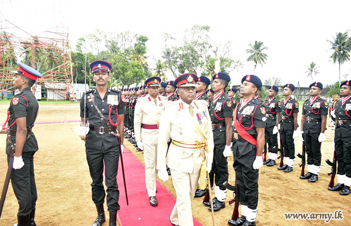 புதிதாக நிலை உயர்வு பெற்ற மேஜர் ஜெனரலுக்கு பாராட்டு 