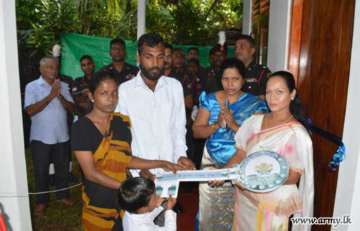SLLI-SVB Constructs a House for a Needy Family