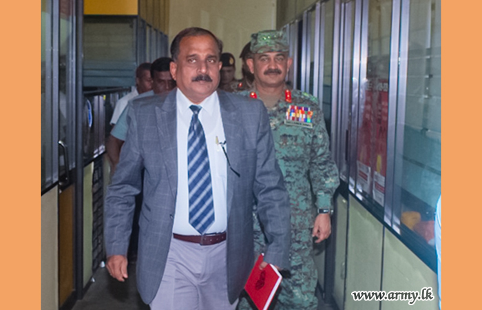 Army Chief Joins Deputy Defence Minister to Inspect Flood-Affected Areas in Ampara