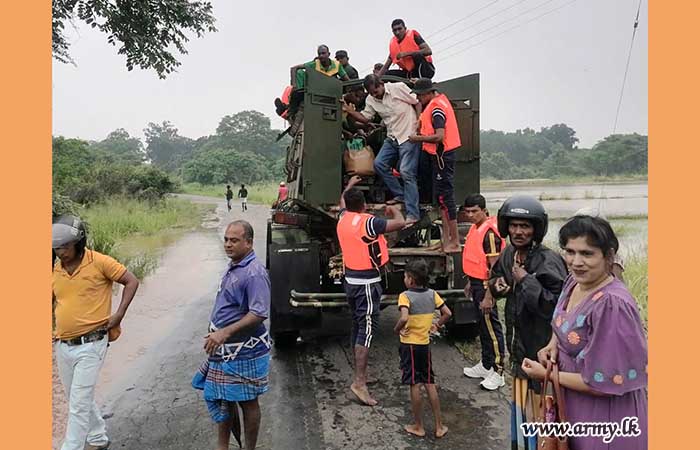 Troops of 21 Infantry Division Engage in Flood Relief Operations