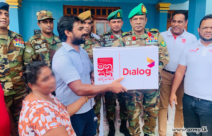 10 SLSR Conducts Donation Programme
