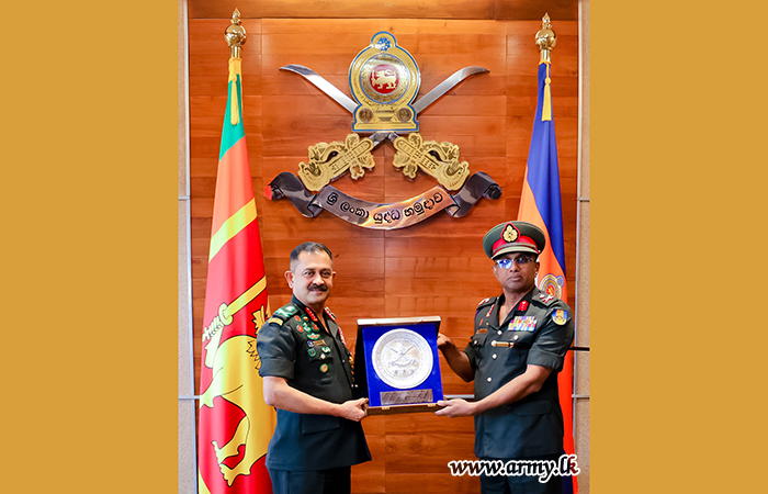 Army Chief Commends Retiring Major General’s Outstanding Service