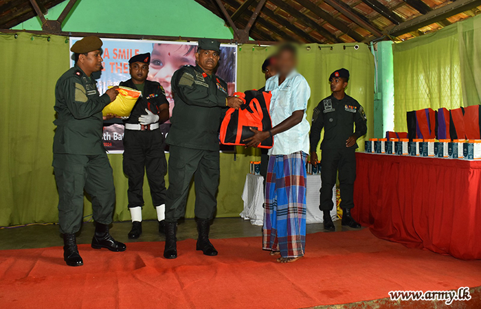 Providing Dry Ration Packs for Flood-Affected Families in Naddakandal Area