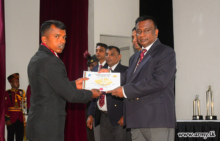 යාන්ත්‍රික පාබල රෙජිමේන්තුවේ අන්තර් බලඇණි ක්‍රීඩා හා වෙඩිතැබීමේ ශූරතාවලිය සාර්ථකව අවසන්