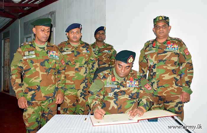 GOC of 51 Infantry Division Visits 511 Infantry Brigade and 9 SLLI