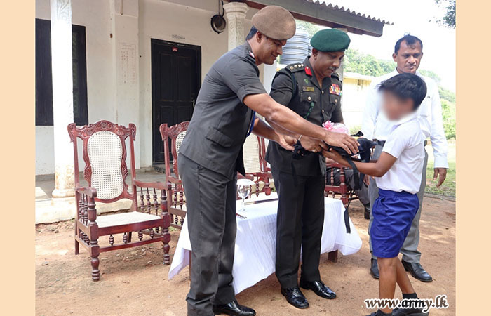 221 Infantry Brigade Provides School Accessories to Students
