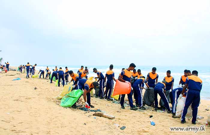 52 Infantry Division Conducts a Beach Cleaning Programme