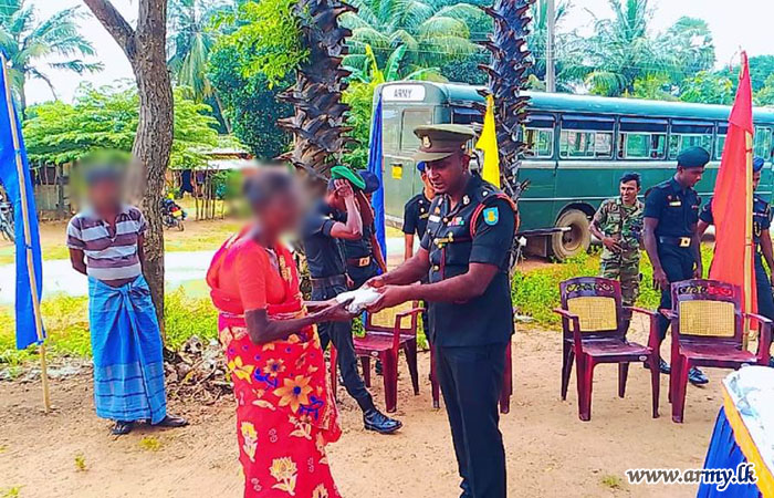 232 Infantry Brigade Conducts a Donation Programme