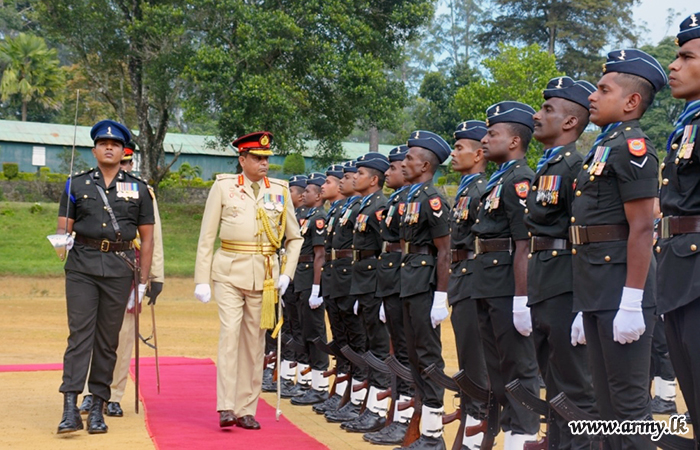 Security Forces (Central) Bade Farewell to Outgoing Commander