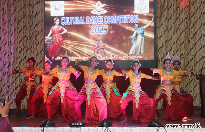 Cultural Dance event organizes in Mannar in line with Clean Sri Lanka 