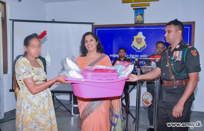 Gemunu Watch Seva Vanitha Branch Organized a Donation Programme for Pregnant Spouses