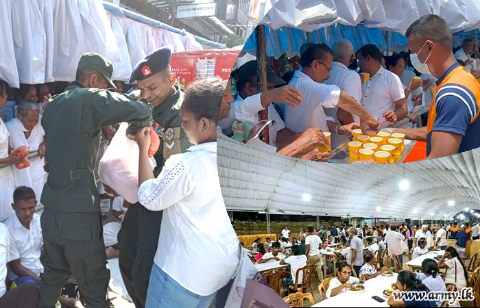 Army Troops Facilitate Pilgrims During Exposition of Sacred Tooth Relic
