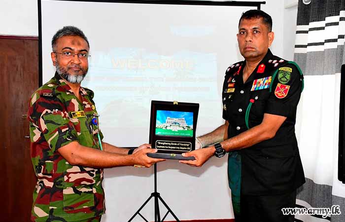 Bangladesh Army Delegation Visits 2 (V) GW and Galle Fort