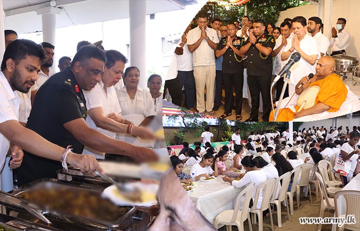 Chief of Staff Joins Rice Dansala at Kelaniya Raja Maha Viharaya