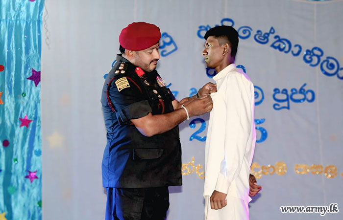 Commandant, Abhimansala 2 Graces Pushparama Dhamma School Prefects' Investiture Ceremony