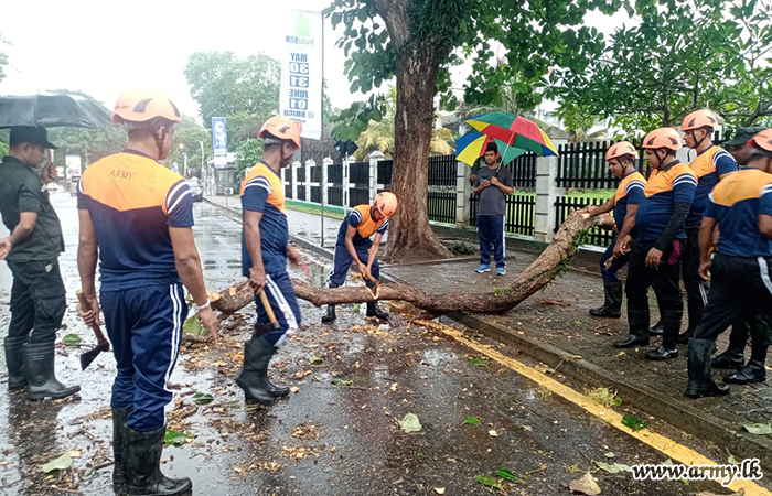 Army Troops Intensify Disaster Relief Operations Amidst Adverse Weather Conditions