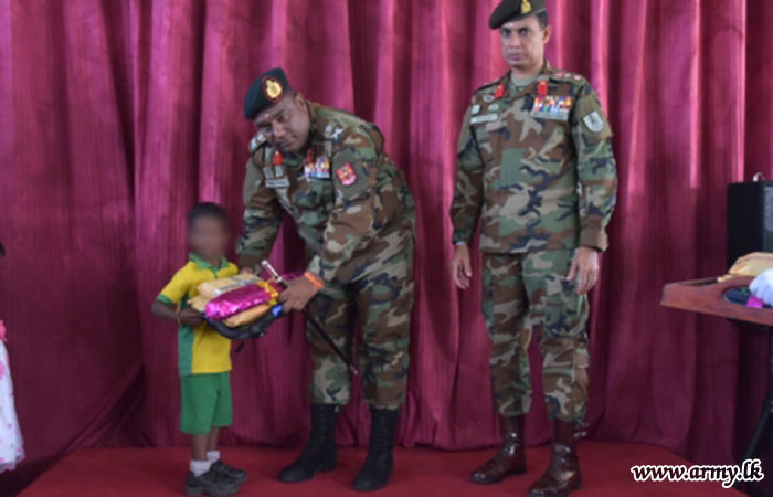 Troops of 17 Gemunu Watch Conduct Donation Programme in Jaffna