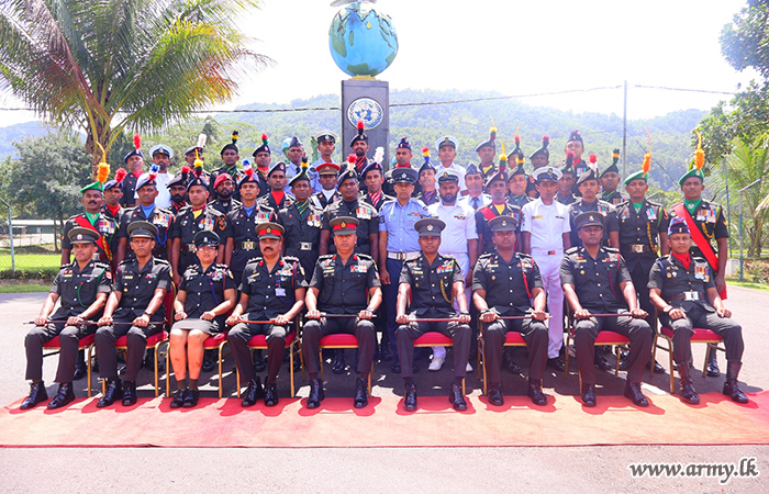 இலங்கை அமைதிகாக்கும் பணிக்கான நடவடிக்கை பயிற்சி நிறுவனத்தில் 30 வது மனித உரிமைகள் மற்றும் சர்வதேச மனிதாபிமான சட்ட பாடநெறி நிறைவு 