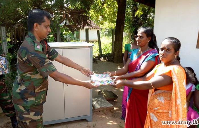 233 Brigade Coordinates Award of School Aids to Panichchankerni Government Tamil Mixed School