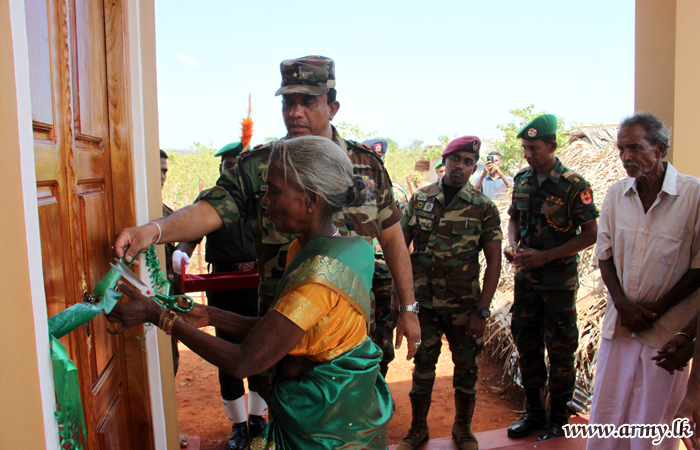 Jaffna Security Forces with Philanthropists' Support Build Two more Houses for the Needy