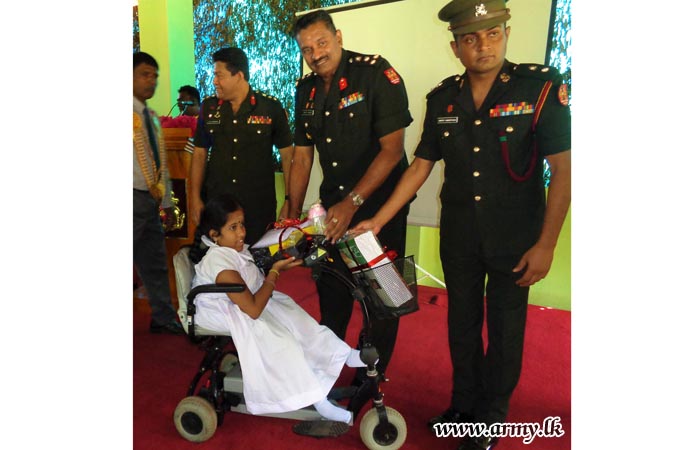 Army Distributes Accessories & Uniforms to School students