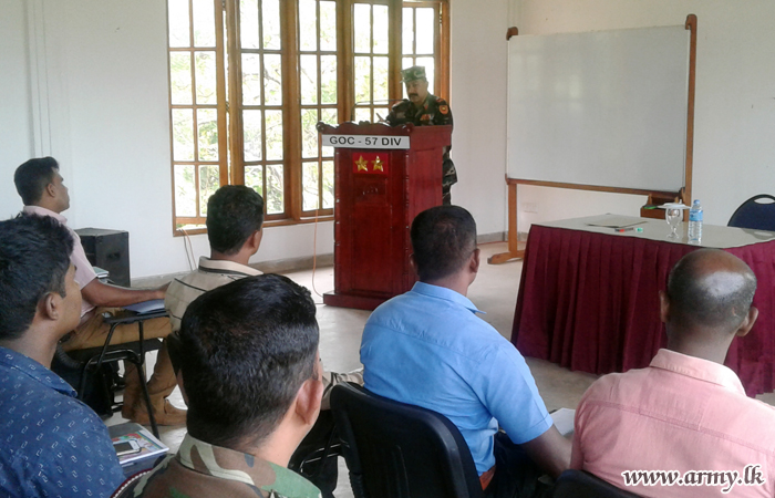 English Course for Officers Stage One Concluded in Kilinochchi