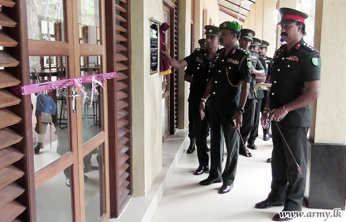 New 62 Div GOC Opens Facilities 