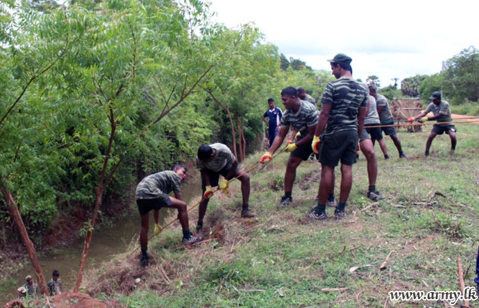 ප්‍රජා සත්කාරක ව්‍යාපෘතිය මගින් කිලෝමීටර 20 ක් දීගැති විශාල ඇල මාර්ගය වගා කටයුතු සඳහා නැවත පිලිසකර කරයි