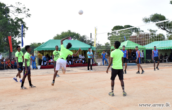 681 Brigade Troops Construct New Volley Ball Court for Players in Mullivaikkal