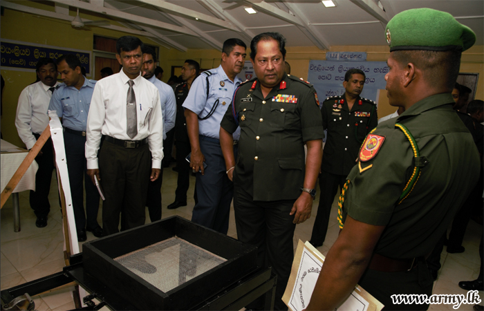Exhibition of Innovations Goes to Central Troops