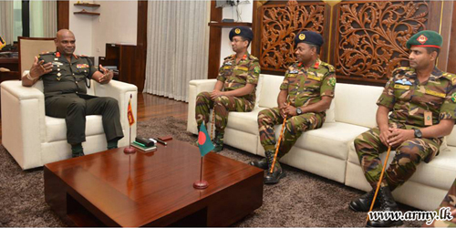 Bangladesh Army Consults Its Sri Lankan Counterpart for Establishment of Own Women's Corps 