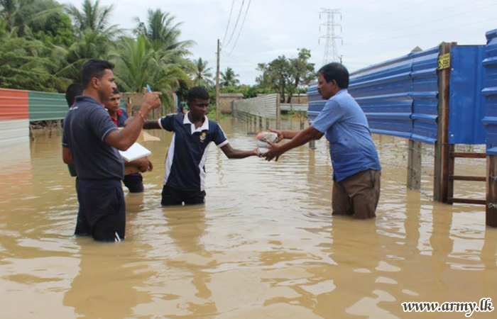 කිලිනොච්චි ප්‍රදේශයේ ඇතිවූ හදිසි ගංවතුර තත්ත්වයට සහන සැලසීම සඳහා 65 වන සහ 57 වන සේනාංකයන්හි භට පිරිස් එක්වෙයි