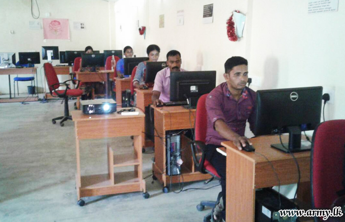 Former Combatants Serving CSD Learn IT
