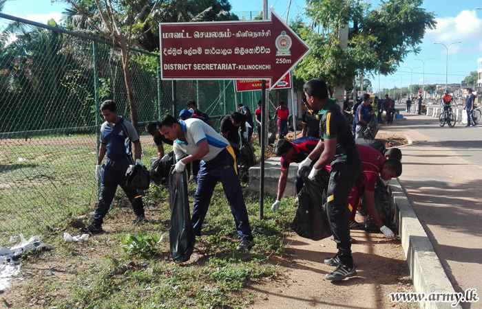 Troops Clean Roadsides along A-9 Road