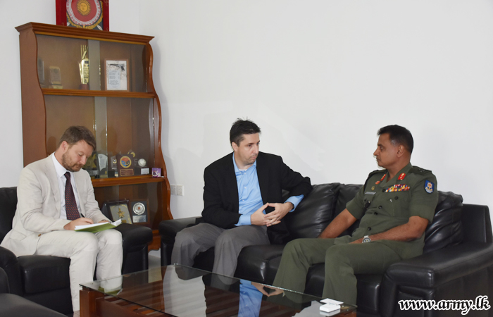 US Embassy Delegates Call at SFHQ-MLT
