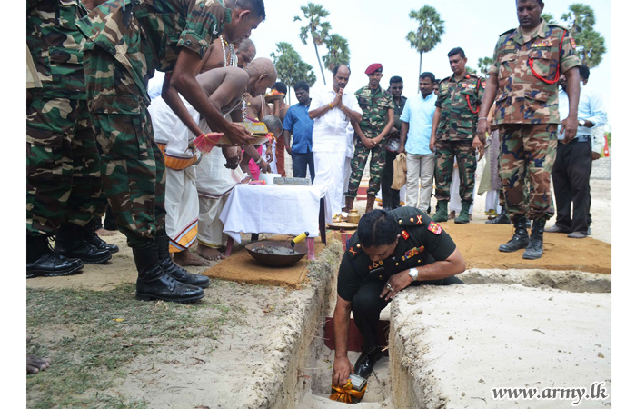 Jaffna Troops Begin Construction of 6 New Houses for Jaffna People 