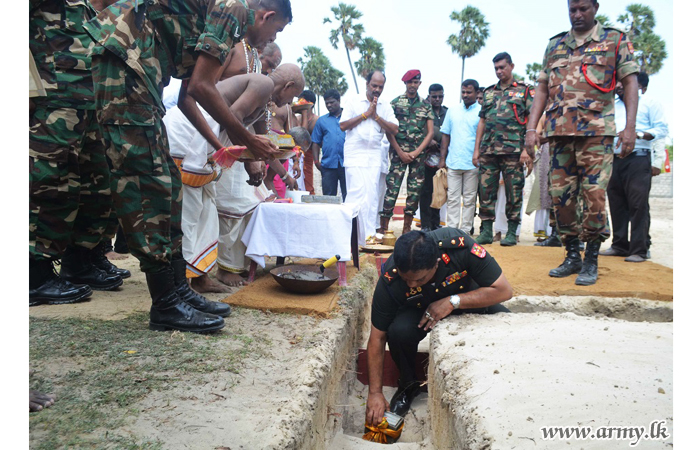 யாழ் இராணுவத்தினரால் புதிய வீட்டு கட்டிட நிர்மானிப்பு ஆரம்பம்