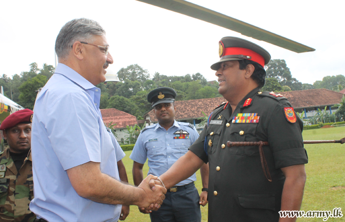 Pakistan’s Joint Chiefs of Staff Committee Chairman Visits Kandy
