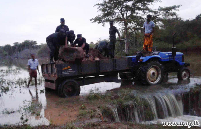 12 Division Troops Promptly Work & Avoid Dam Split 