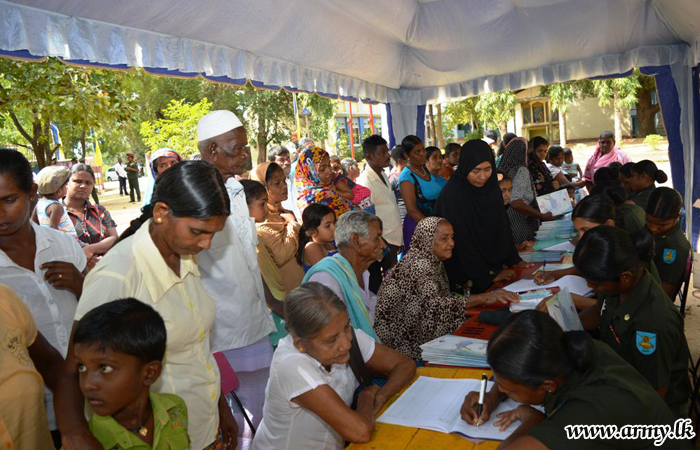 Malwathu Vihara Development Foundation Goes to Aralaganwila for Army Coordinated Events