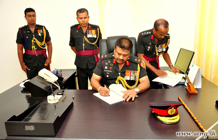 12 ஆவது படைப் பிரிவின் படைத் தளபதி பதவியேற்பு