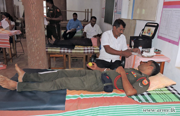 Army Troops Support Blood Donation Campaign